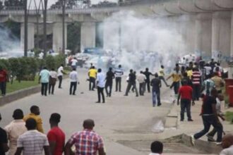 Gunshots, teargas as NURTW factions in brutal clash in Abuja